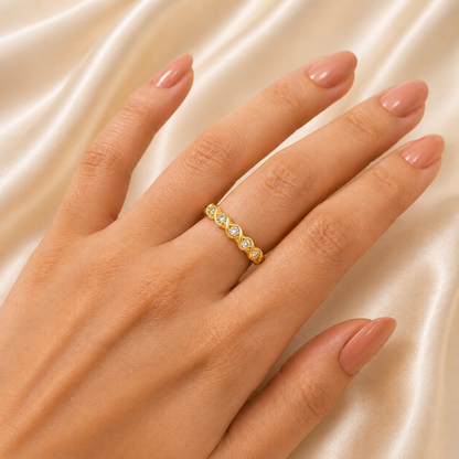 Twist & Sparkle Gold Ring